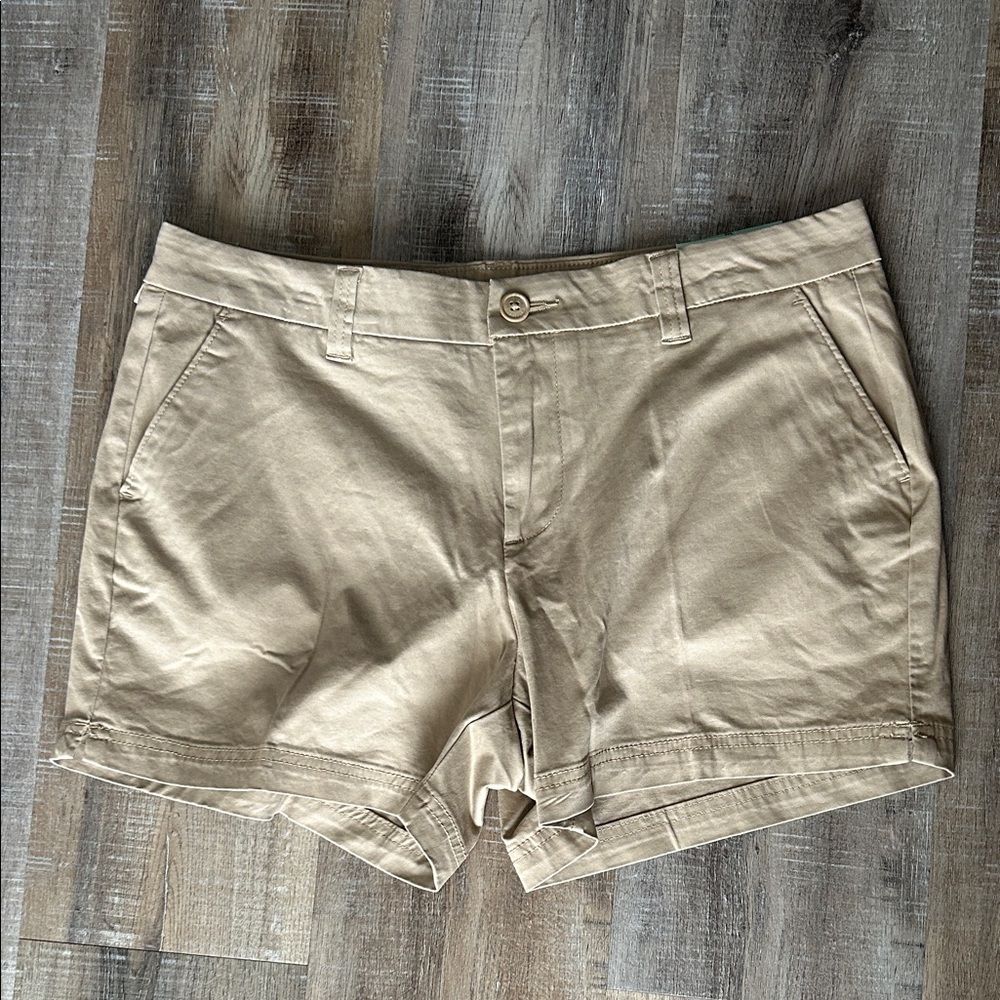 Magellan Outdoors Women's Khaki Cotton Blend Shorts